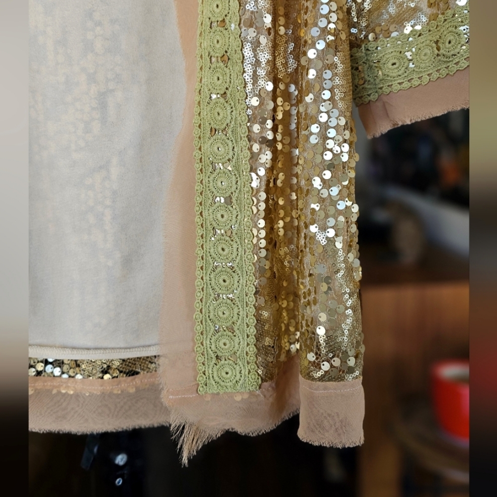 RARE Gold Sequin Jacket Women's O/S Festival Bohemian Statement - Picture 5 of 8